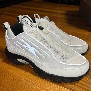 Reebok x Gigi Hadid DMX shoe 8